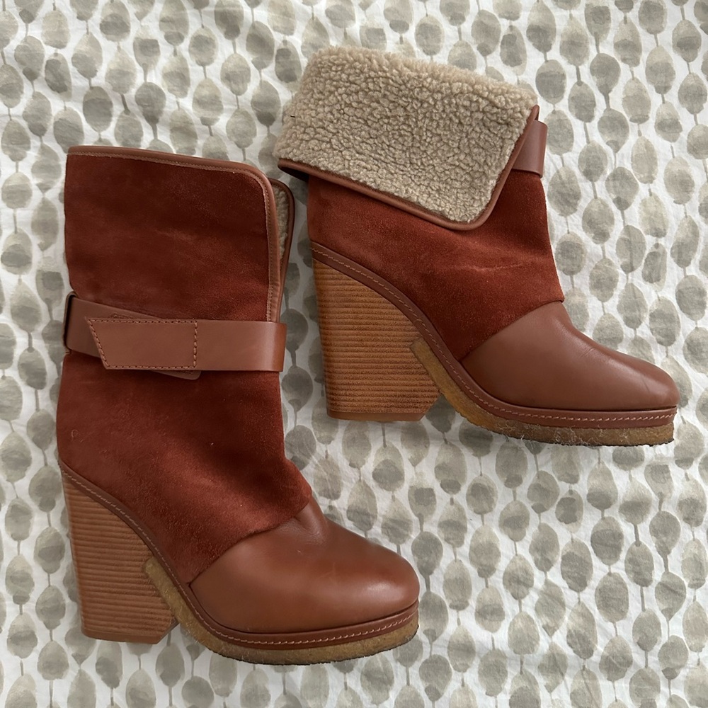 Marc by Marc Jacobs boots 6.5